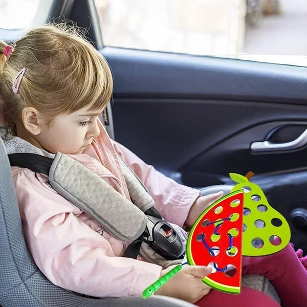 Kit Educativo de Frutas de Madeira com Cordão – Brinquedo Montessori de Encaixe e Rosqueamento para Coordenação Motora