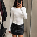 t-shirt-feminina-manga-longa-slim-elastica-blusa-basica-decote-redondo-para-sobrepor-no-dia-a-dia-cor-03-branco-NEW