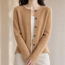 casaco-feminino-la-merino-cashmere-premium-cardiga-de-botoes-decote-redondo-termico-luxuoso-cor-08-camelo-NEW