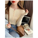 cardiga-feminino-trico-com-botoes-decote-v-casaquinho-solto-confortavel-para-o-inverno-chique-cor-04-bege-NEW