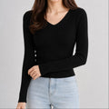 malha-feminina-decote-v-slim-blusa-trico-manga-longa-modelagem-ajustada-para-looks-elegantes-cor-02-preto-NEW